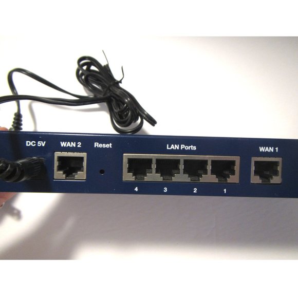 Xincom XC-DPG502 Twin WAN Router - Picture 3 of 9